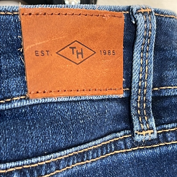 TOMMY HILFIGER WOMEN JEANS STRAIGHT LEG SIZE 10 - Picture 6 of 9